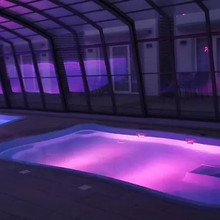 بيت خشبي Na Klifie Wypoczynek&spa